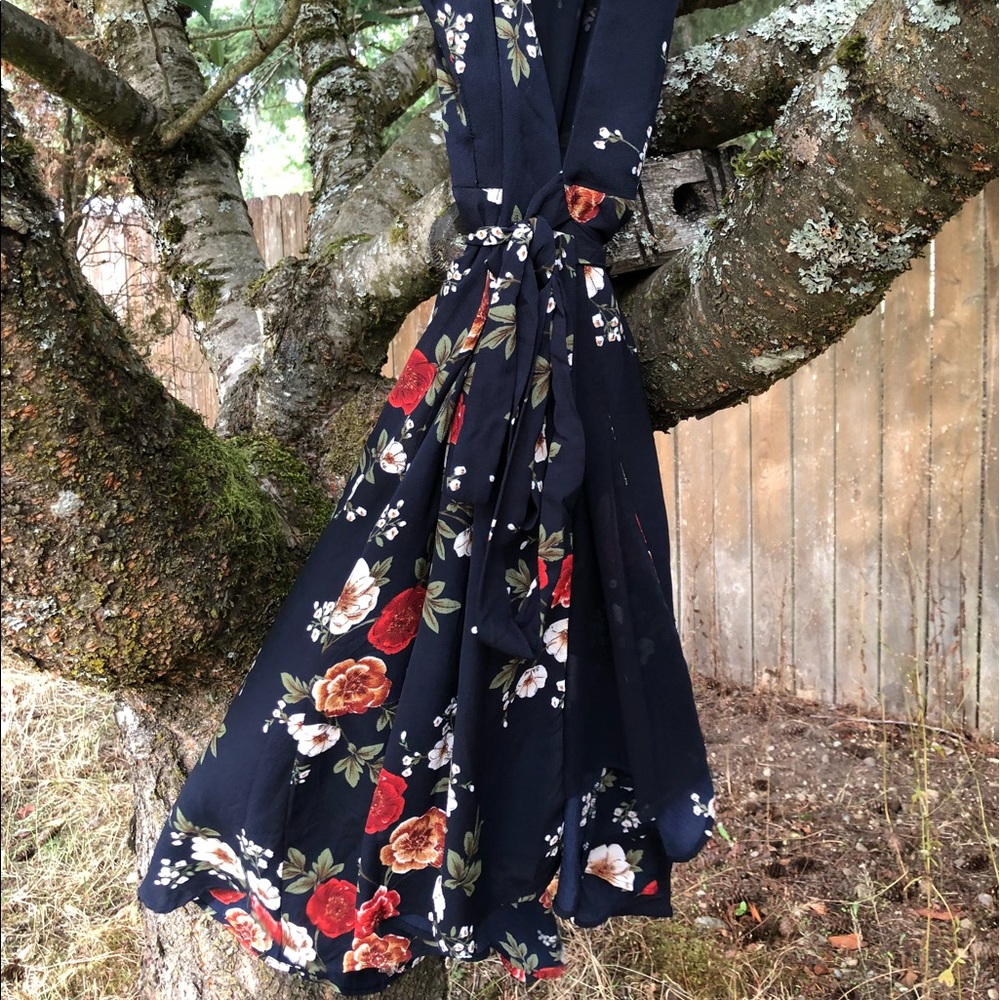 Vintage vibe flower dress